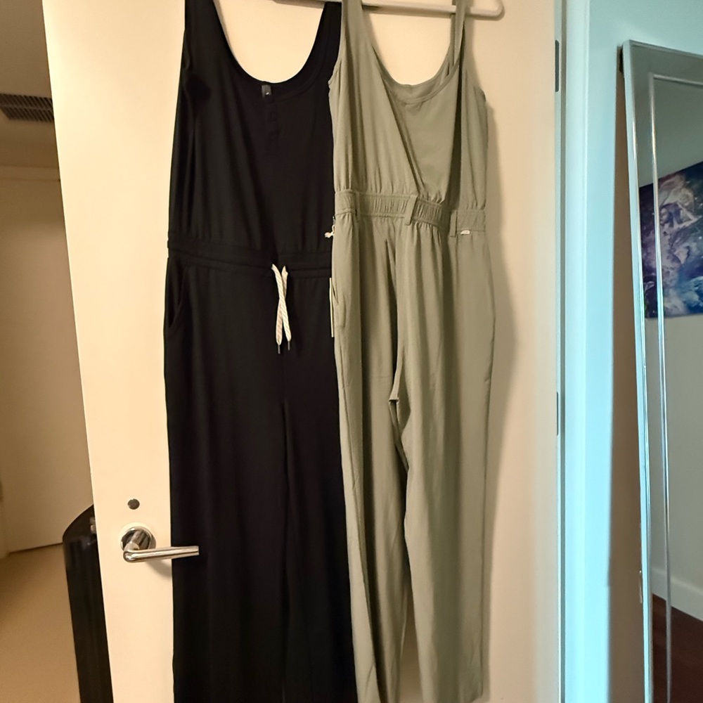 NWT Vuori jumpsuit bundle
